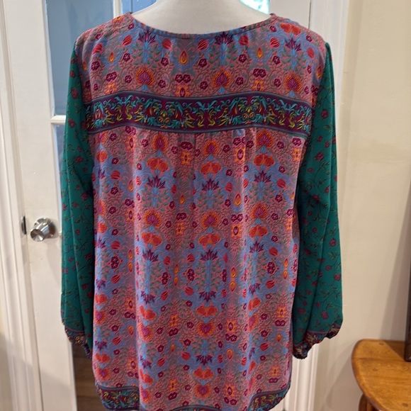 Dalia Floral Multicolor Women's Top.  Size M - Picture 5 of 9